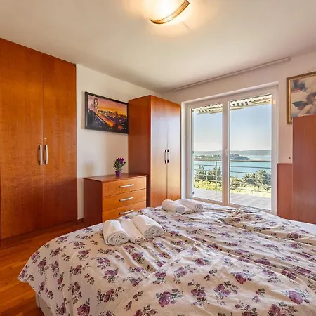 Old Road Rooms And Apartments With Pool Portorož Exterior foto