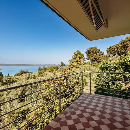 Old Road Rooms And Apartments With Pool Portorož Exterior foto