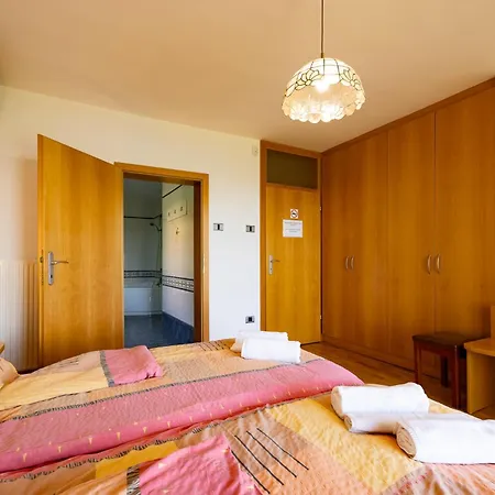 Old Road Rooms And Apartments With Pool Portorož Exterior foto
